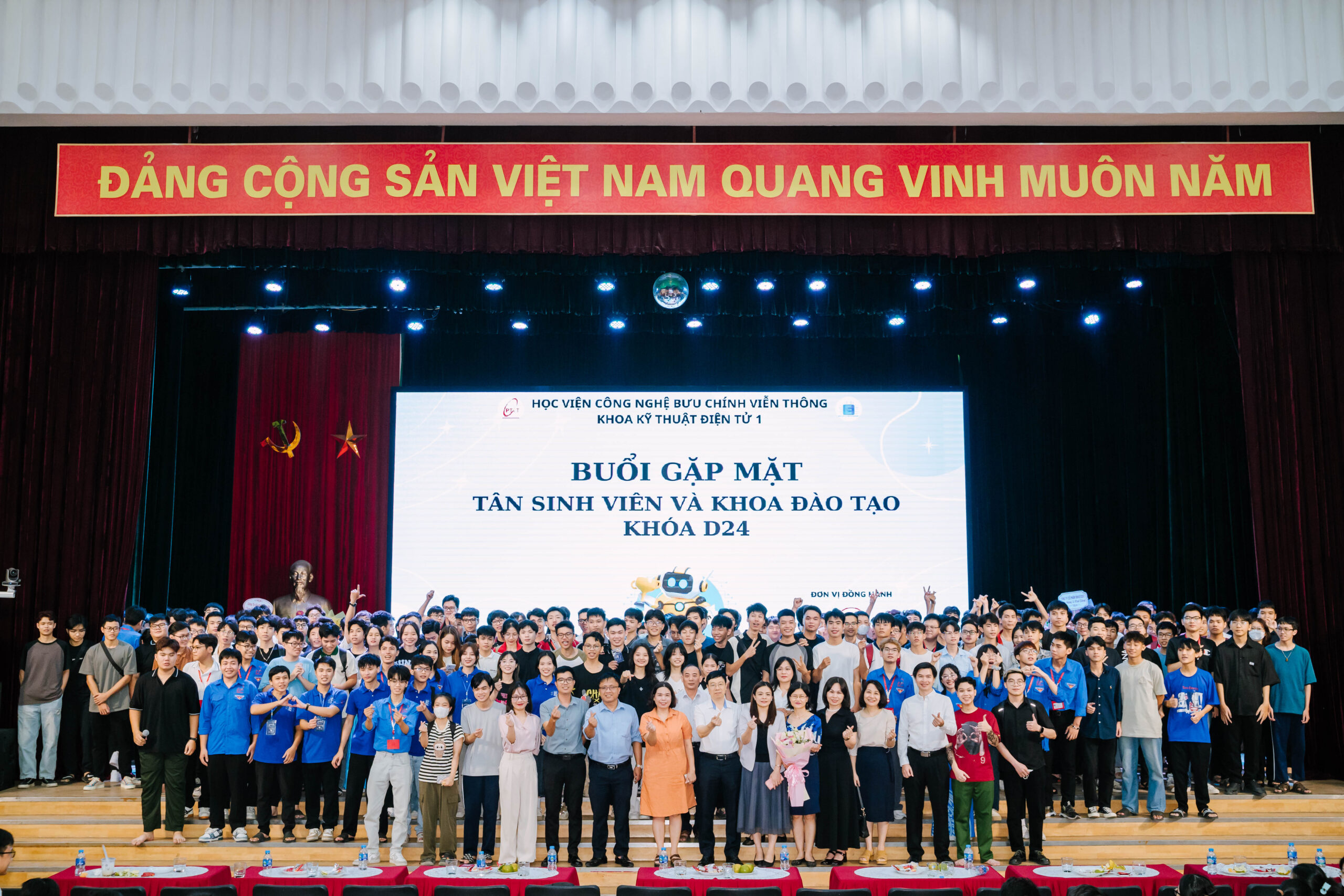 Đăng ký học Tiếng ngoại ngữ cho sinh viên PTIT do Khoa Kỹ thuật Điện tử 1 PTIT tổ chức