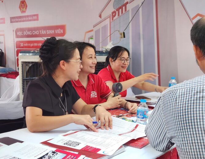 RECAP | KHOA KỸ THUẬT ĐIỆN TỬ 1 – PTIT TẠI NGÀY HỘI TƯ VẤN TUYỂN SINH ĐẠI HỌC BÁCH KHOA HÀ NỘI 16/3