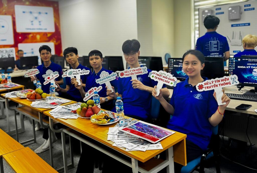 RECAP | OPEN DAY PTIT 2025 – KHOA KỸ THUẬT ĐIỆN TỬ I ĐỒNG HÀNH CÙNG 2K7 CHỌN NGÀNH – CHỌN TƯƠNG LAI!